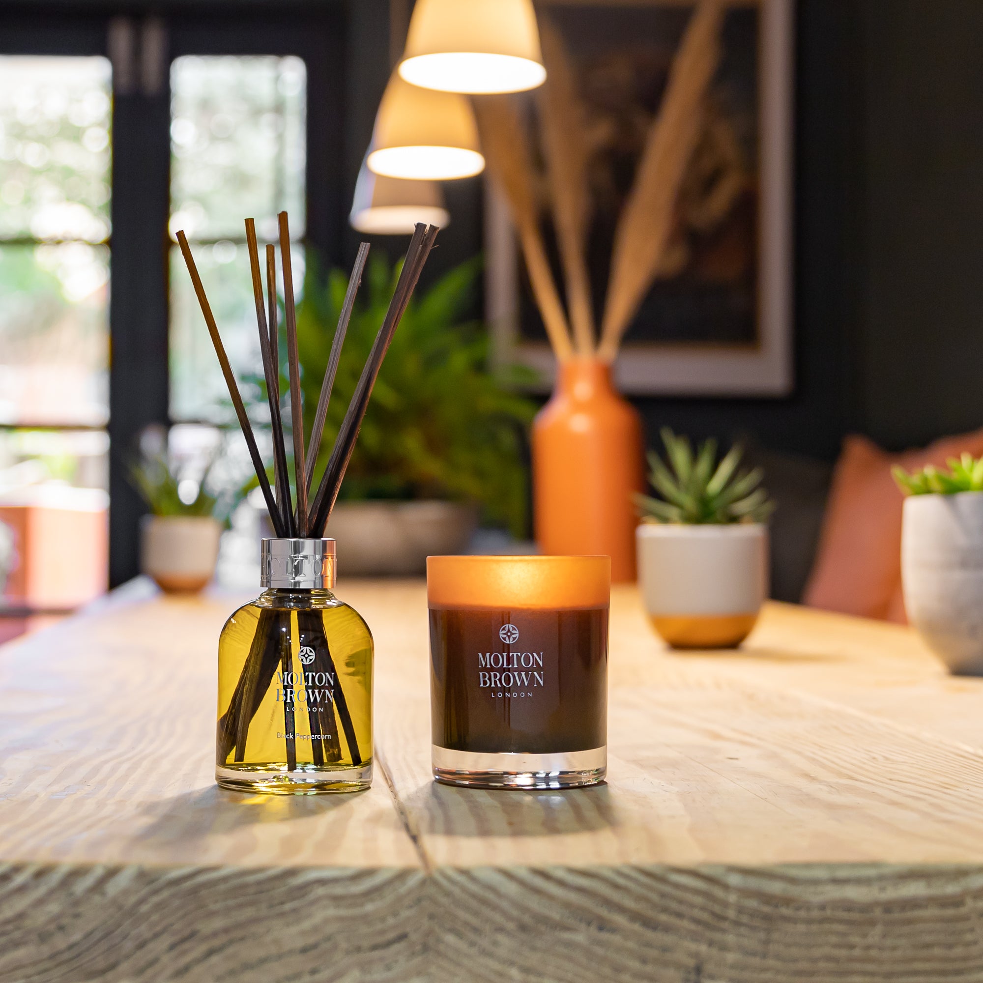Molton Brown Black Peppercorn Single Wick Candle 180g