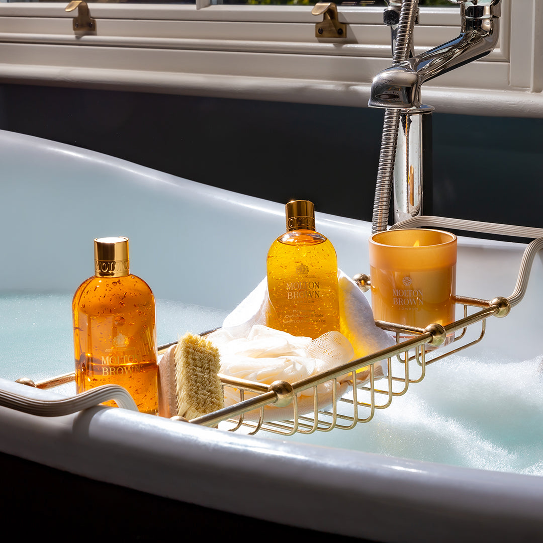 Molton Brown Mesmerising Oudh Accord & Gold Bath & Shower Gel 300ml