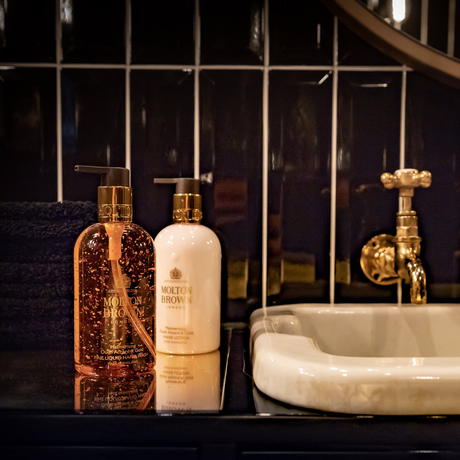 Molton Brown Mesmerising Oudh Accord & Gold Hand Lotion 300ml