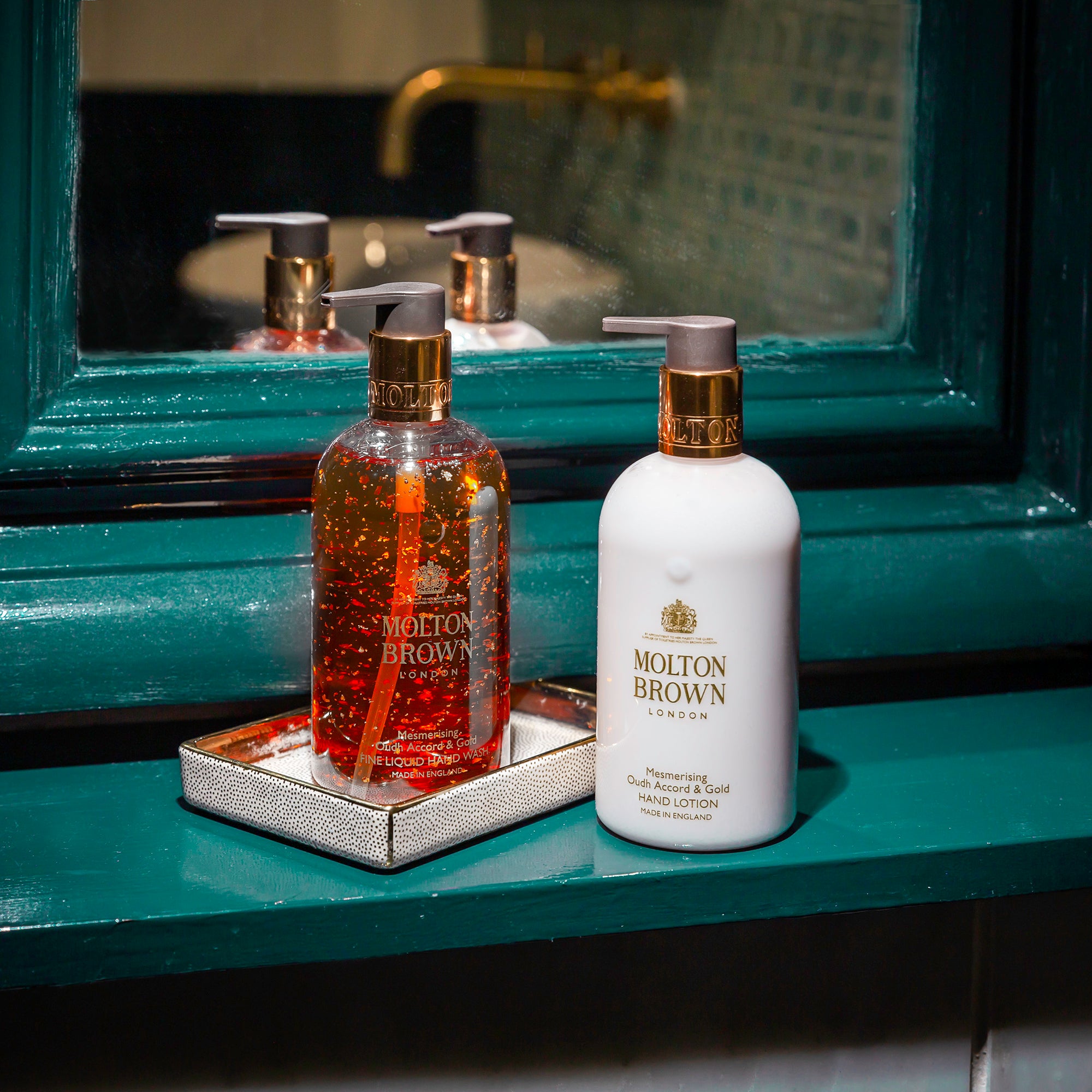 Molton Brown Mesmerising Oudh Accord & Gold Hand Lotion 300ml