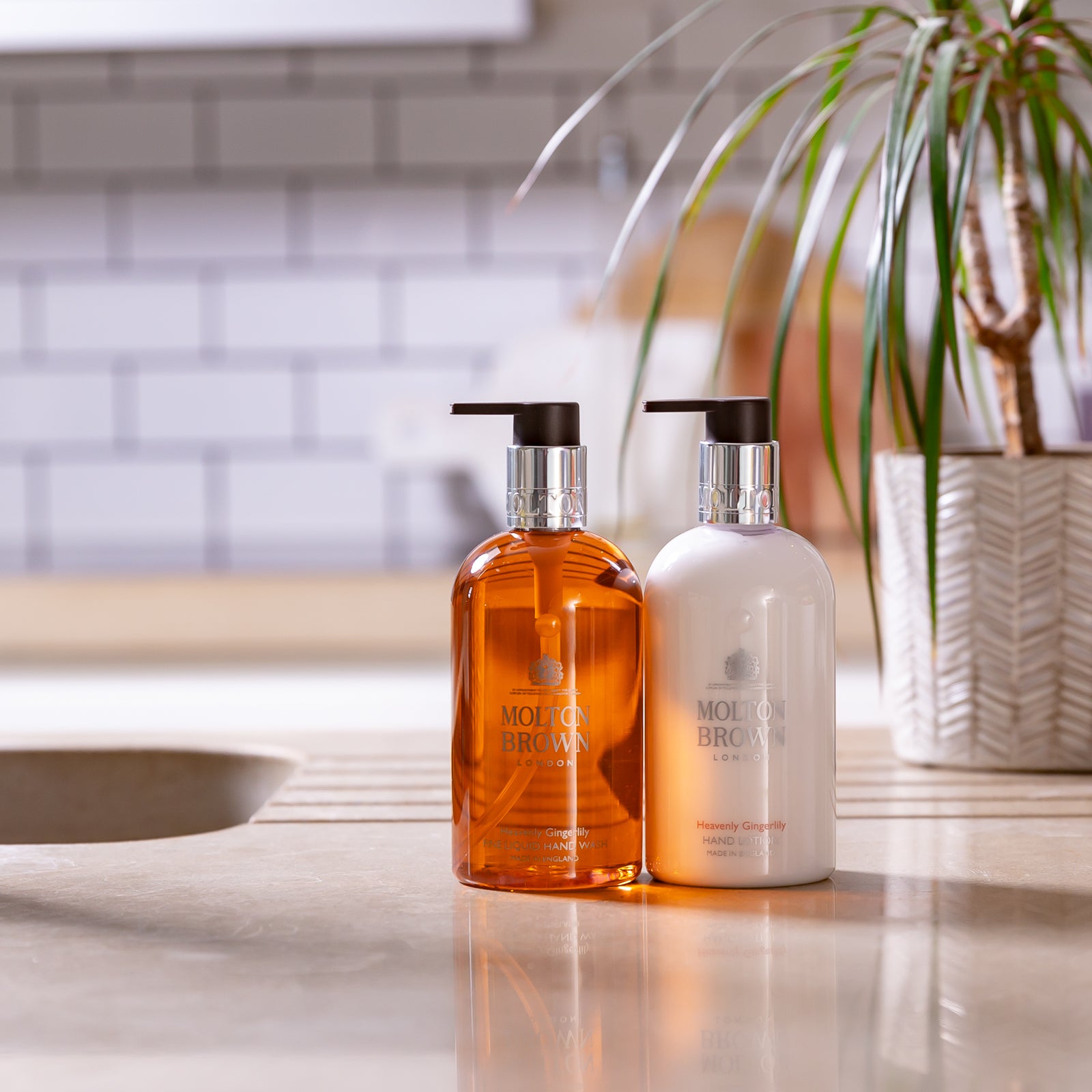 Heavenly Gingerlily Fine Liquid Hand Wash 300ml
